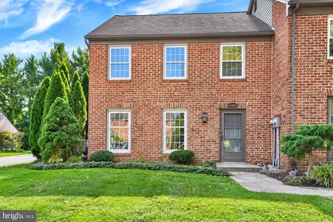 6383 Stephens Xing, Mechanicsburg, PA 17050
