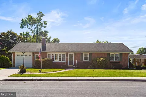 570 F St, Carlisle, PA 17013