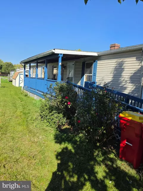 14 Robin Dr, Shippensburg, PA 17257