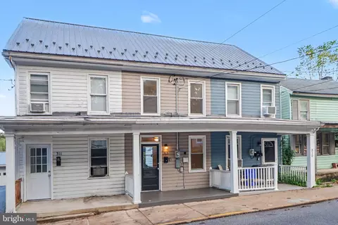 313 E Burd St, Shippensburg, PA 17257