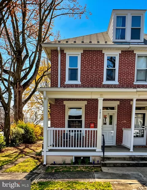 202 E Coover St, Mechanicsburg, PA 17055
