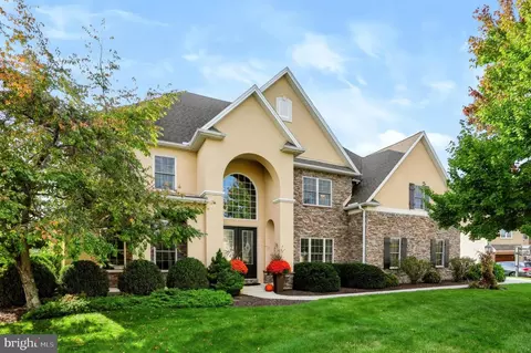 1273 Skyview Ct, Mechanicsburg, PA 17050
