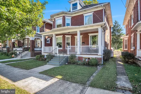 512 Hummel Ave, Lemoyne, PA 17043