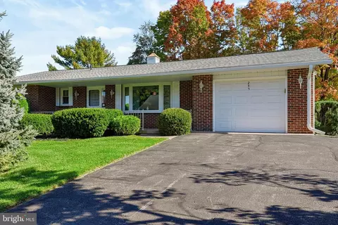 245 Deerfield Rd, Camp Hill, PA 17011