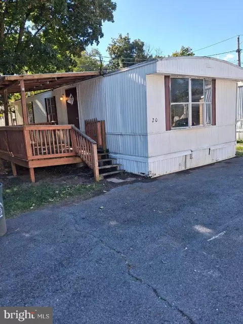 20 Town Mills Mobile Home Park, Shippensburg, PA 17257