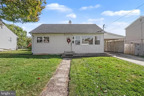 110 Cumberland Dr, Camp Hill, PA 17011