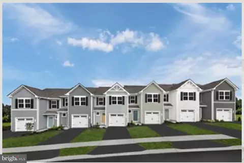64 Debra Ln, Carlisle, PA 17013