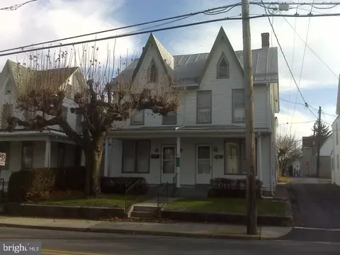 318 E Orange St, Shippensburg, PA 17257