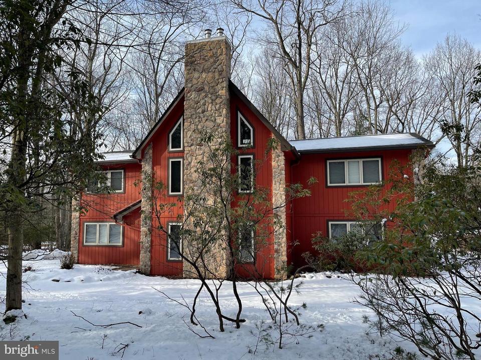 351 Moseywood Rd, Lake Harmony, PA 18624 30 Photos MLS PACC2000996