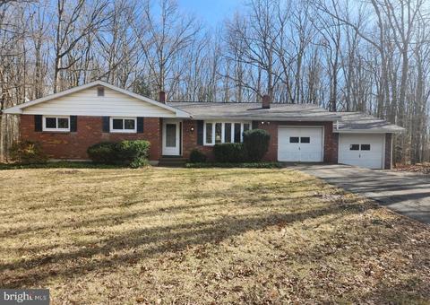 680 N Lehigh Gorge Dr, Weatherly, PA 18255