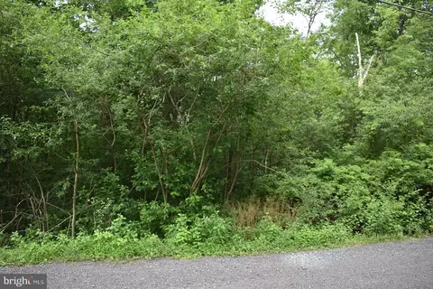 29 Leisure Ln # a, Jim Thorpe, PA 18229