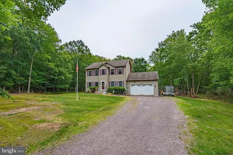 88 Rosewood Dr, Jim Thorpe, PA 18229