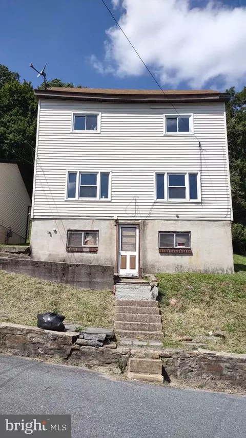310 North Ave, Jim Thorpe, PA 18229