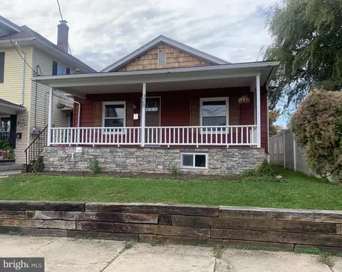 328 N 5th St, Lehighton, PA 18235