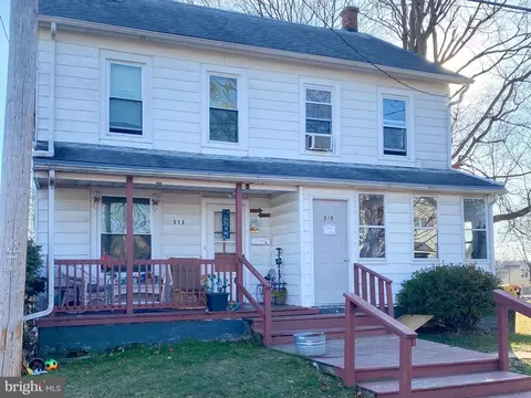 513 515 Cypress St, Lehighton, PA 18235