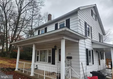 321 Maple St, Weatherly, PA 18255
