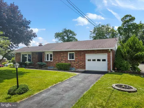 500 N 9th St, Lehighton, PA 18235