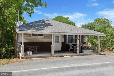 50 Fairyland Rd, Lehighton, PA 18235