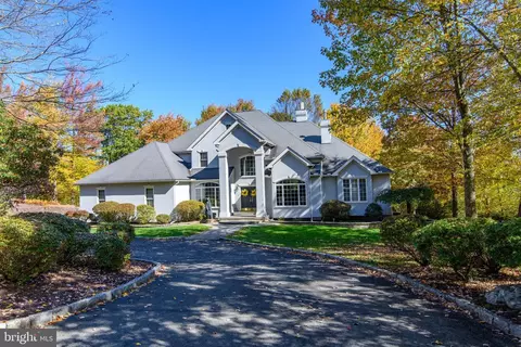 9 Quail Run, Lake Harmony, PA 18624