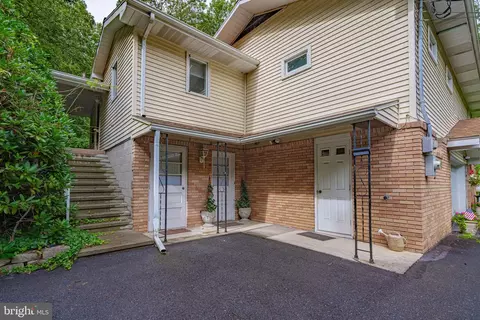 200 Lentz Trl, Jim Thorpe, PA 18229