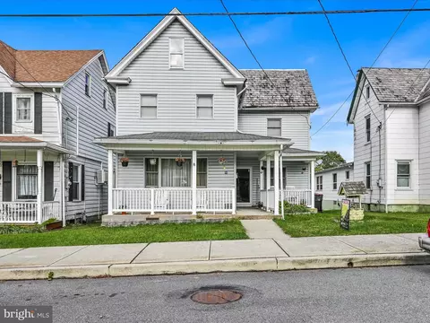 96 Stedman Ave, Lehighton, PA 18235