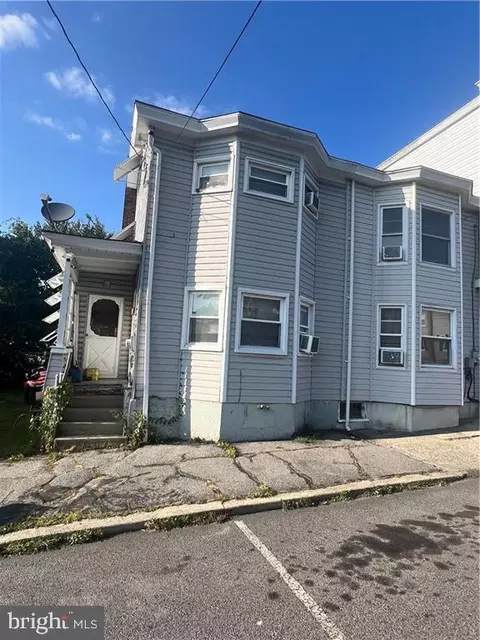 263 E Bertsch St, Lansford, PA 18232