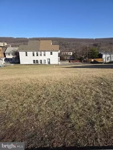 209 E 215 217 E Abbott St, Lansford, PA 18232