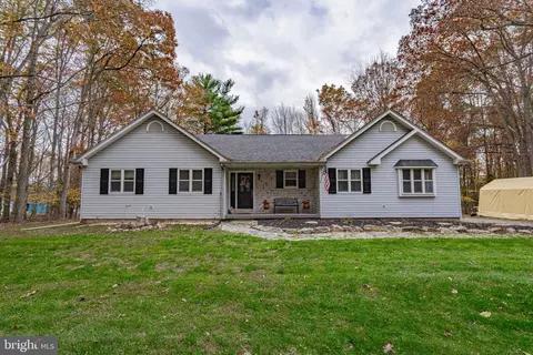 462 Plane St, Weatherly, PA 18255