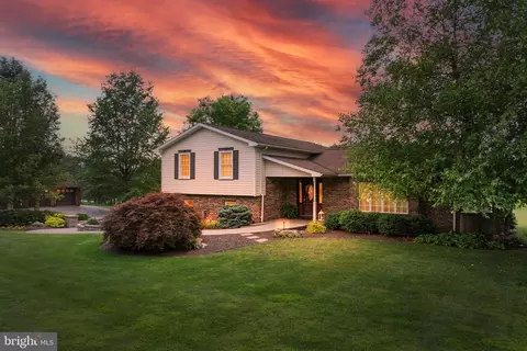 2516 Mahoning Mountain Rd, Lehighton, PA 18235