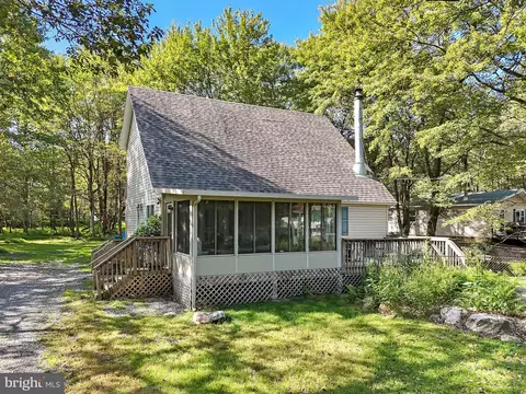 110 Petrarch Trl, Albrightsville, PA 18210