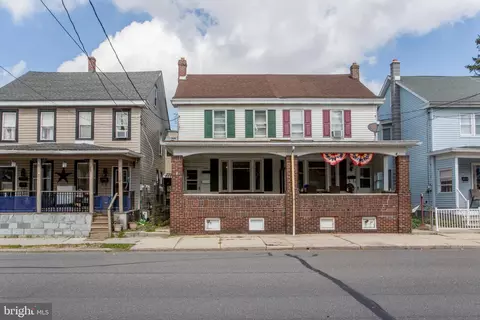 126 W White St, Summit Hill, PA 18250
