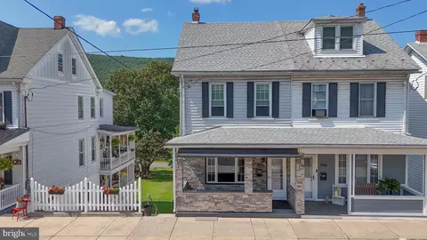 142 E Catawissa St, Nesquehoning, PA 18240