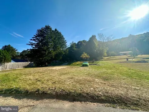 361 Court St #REAR, Lehighton, PA 18235