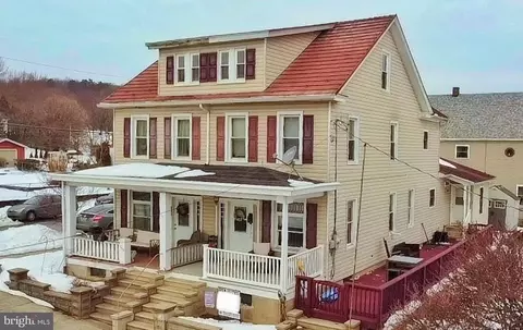 338 Ochre St, Lehighton, PA 18235