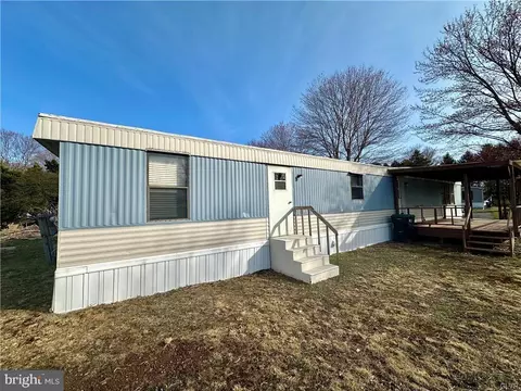 91 Cheyenne Ln, Lehighton, PA 18235