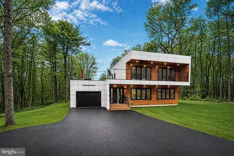 107 Teliha Dr, Lehighton, PA 18235