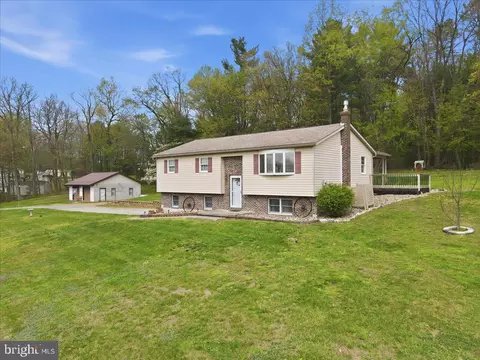 544 Fritz Dr, Lehighton, PA 18235