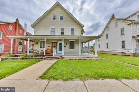 232 Columbia Ave, Palmerton, PA 18071
