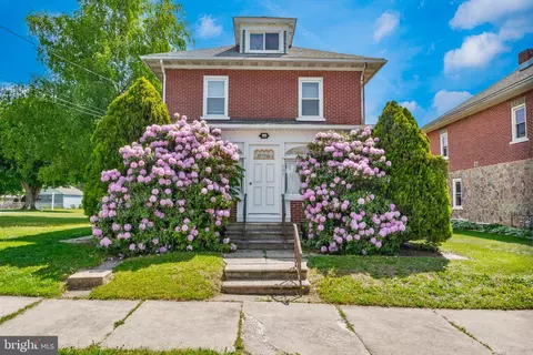 337 N 5th St, Lehighton, PA 18235