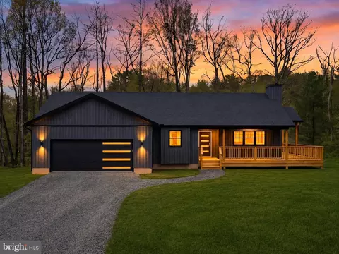399 Stony Mountain Rd, Jim Thorpe, PA 18229