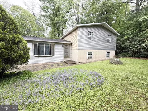 7 8th Ave, Nesquehoning, PA 18240