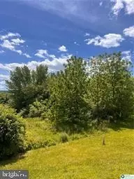 25 Beltzville Dr, Lehighton, PA 18235