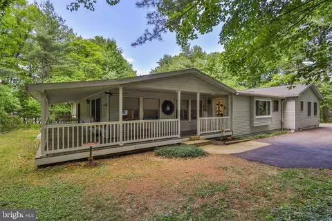 60 Sassafras Rd, Lehighton, PA 18235