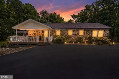 55 Molenda Cir, Lehighton, PA 18235