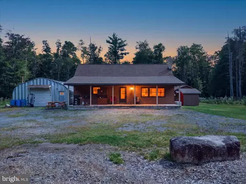 47 Isabella Dr, Albrightsville, PA 18210