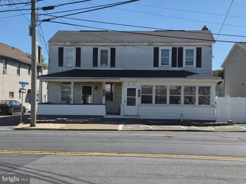 2 4 Tamaqua St, Beaver Meadows, PA 18216