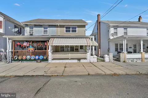 134 E Hazard St, Summit Hill, PA 18250