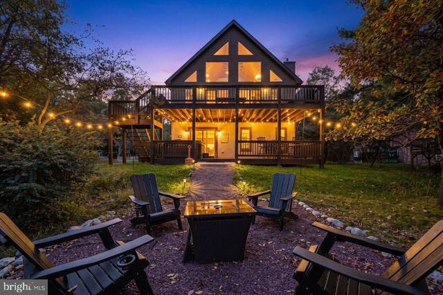 101 Tennyson Cir, Albrightsville, PA 18210