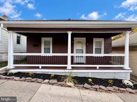 255 Avenue B St, Palmerton, PA 18071