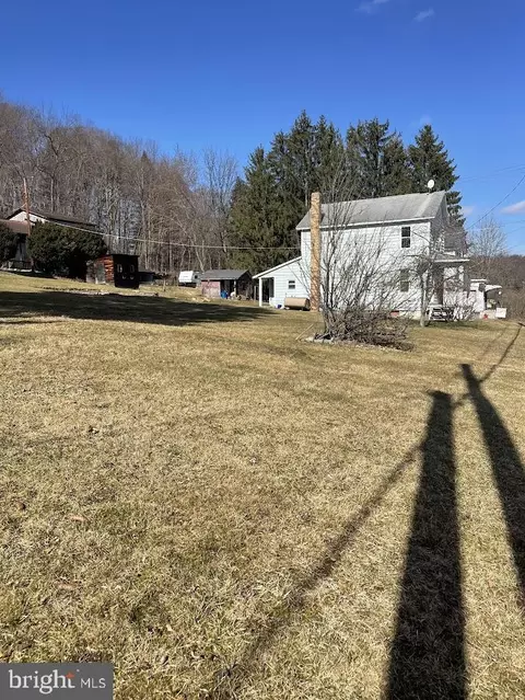 1613 Robinson Ave, Hyde, PA 16843 photo 2